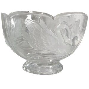Vintage French 24% Lead Crystal Frosted Swan Bowl